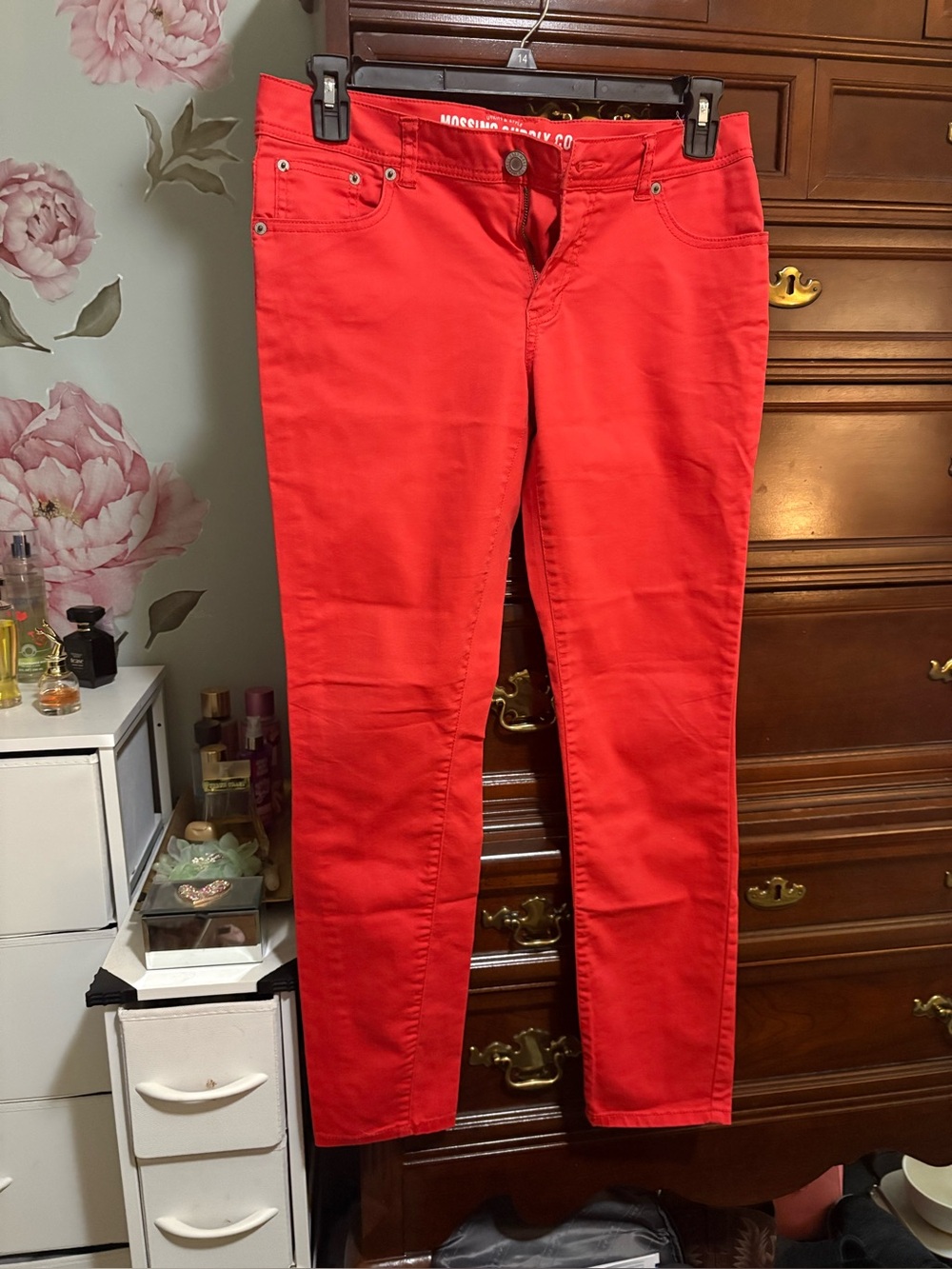 Juniors red stretch denim sz 11